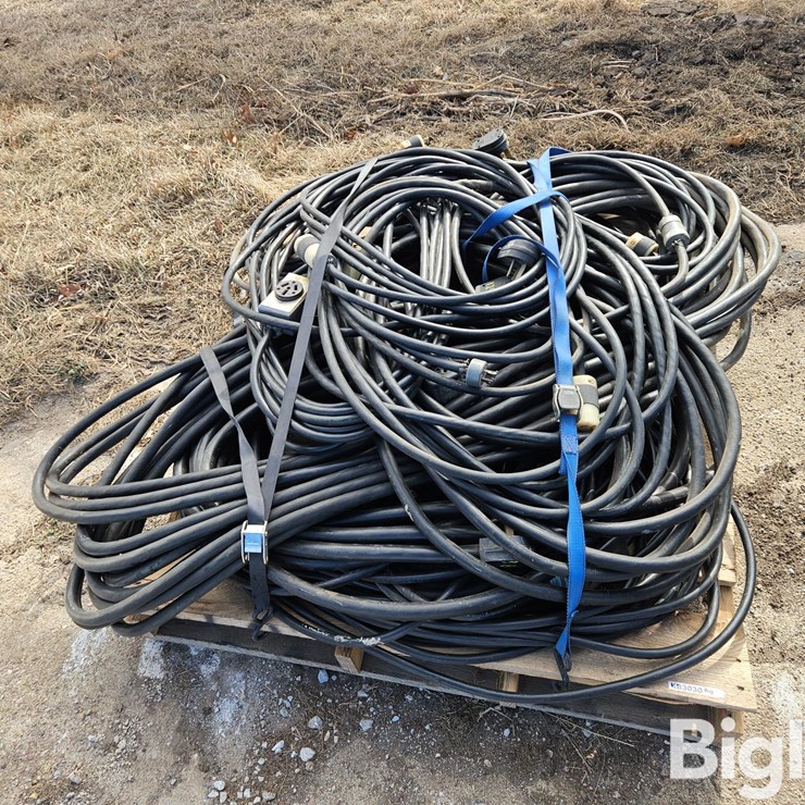 220V Extension Cords