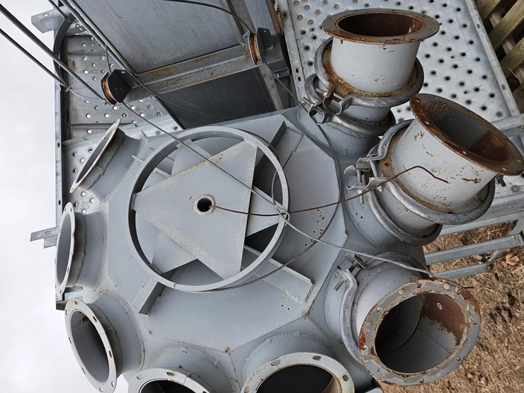 york-3500-bph-grain-leg-system-w/down-spouts-image-9