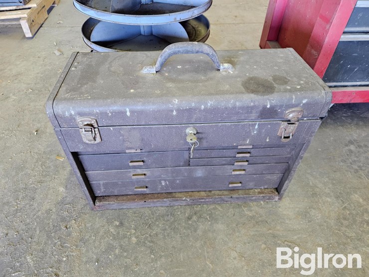 craftsman-steel-rolling-toolboxes-&-tools-image-7