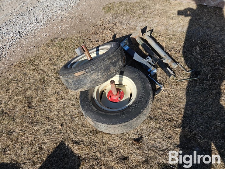 14"-tires-w/hubs-&-trailer-jacks-image-6