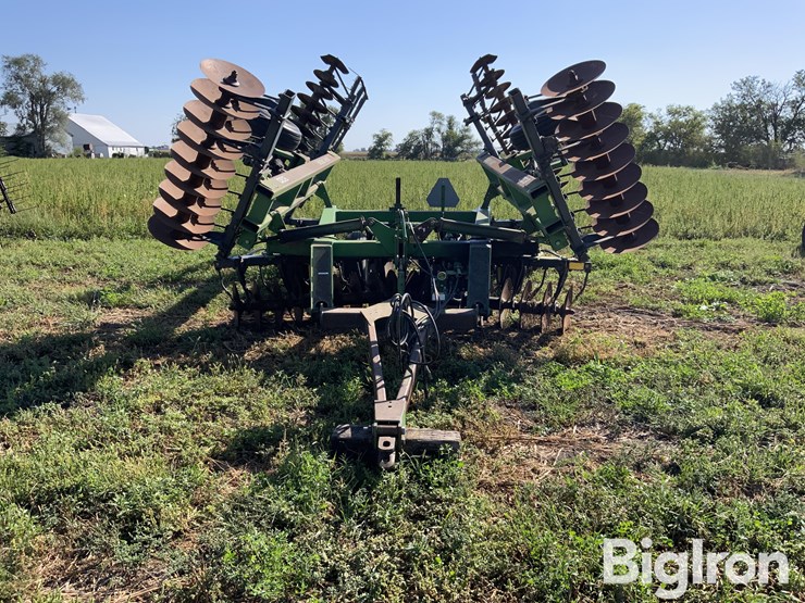 john-deere-630-image-2