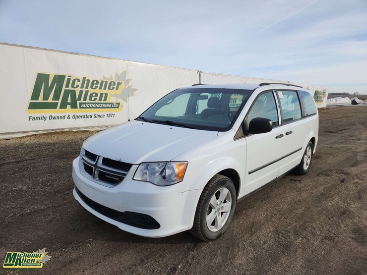 2015-dodge-grand-caravan-image-1