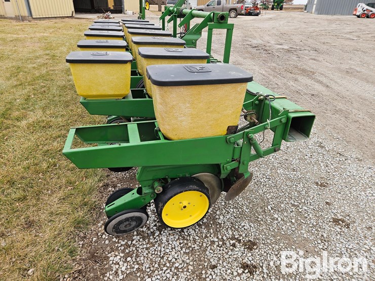 john-deere-7100-image-16