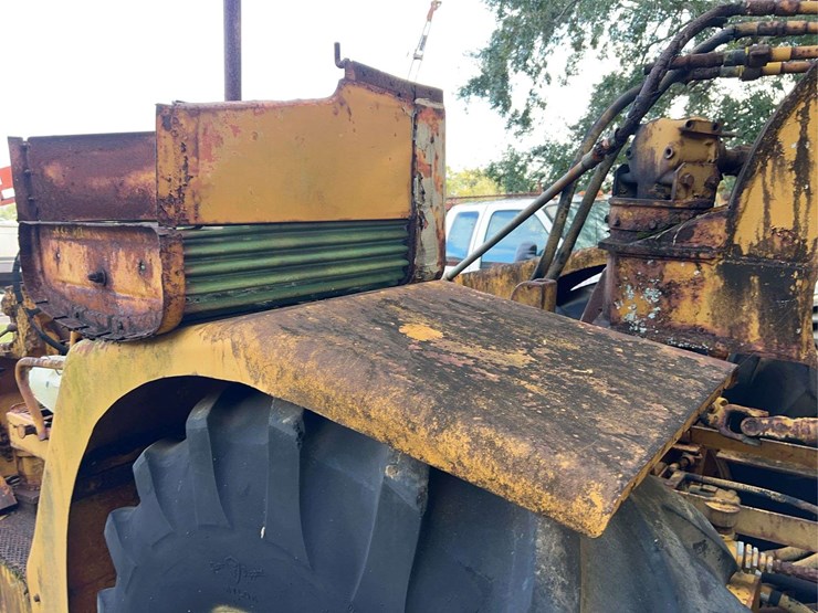 john-deere-840-image-30