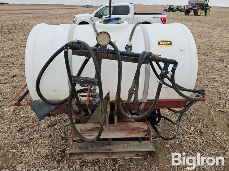 300-gallon-3-pt-sprayer-image-10