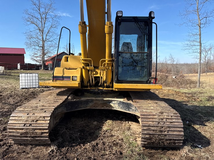 caterpillar-322-image-9