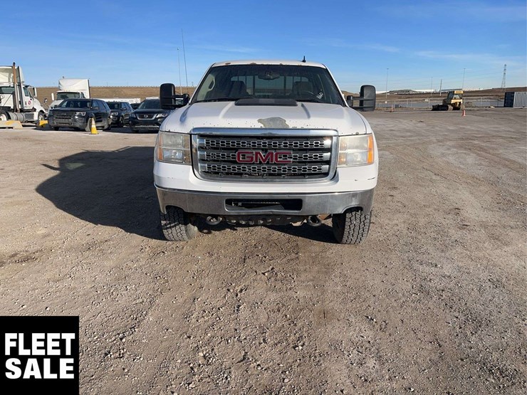 2013-gmc-sierra-2500hd-image-9