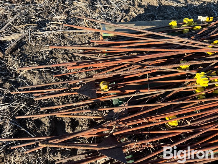 electric-fence-posts-image-11