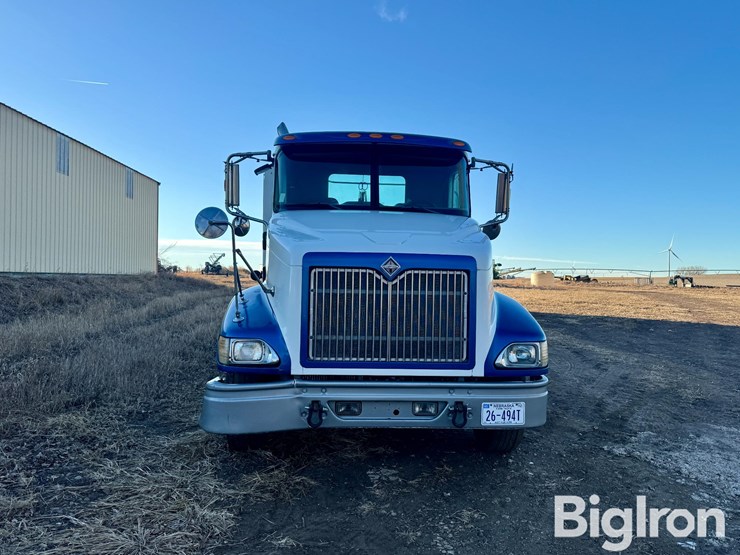 2006-international-9400i-t/a-truck-tractor-image-2