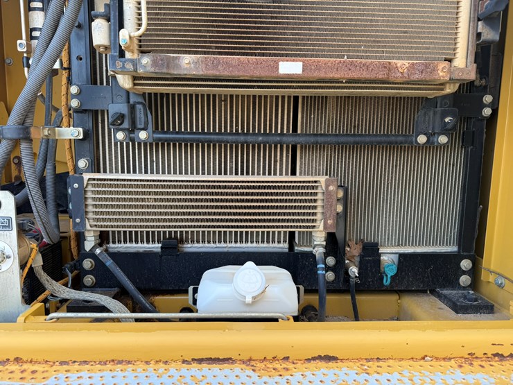 caterpillar-323fl-image-53