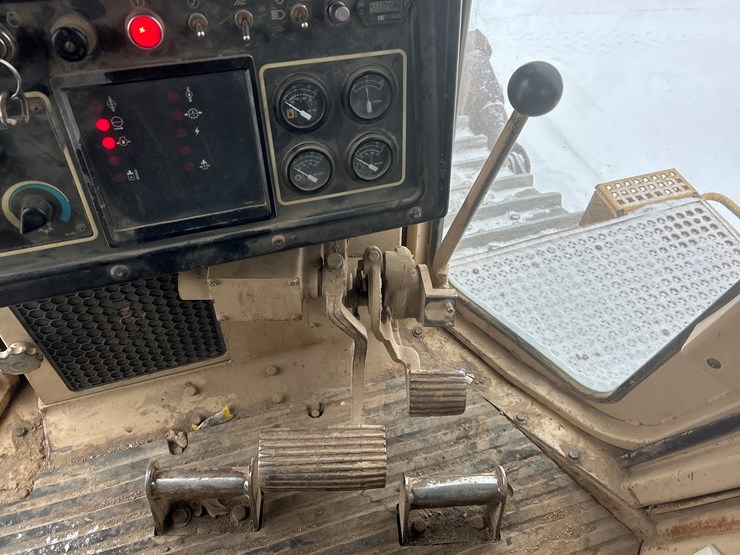 caterpillar-d8r-image-83