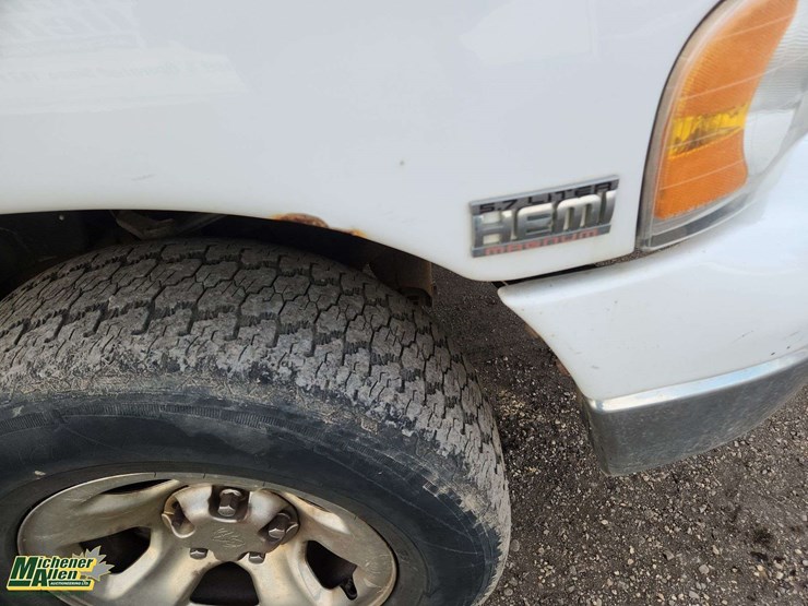 2004-dodge-ram-1500-image-34