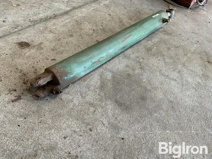 john-deere-cylinder-image-7