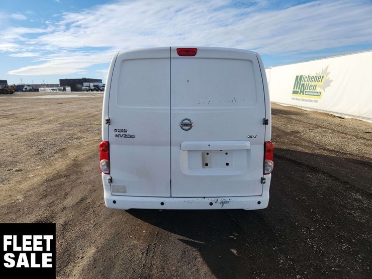 2018-nissan-nv200-image-7