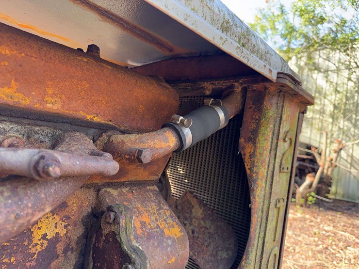 caterpillar-2-ton-image-17