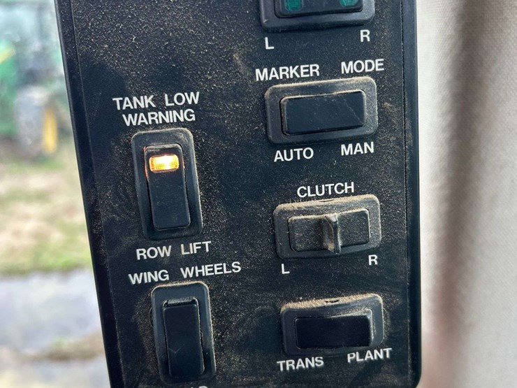 john-deere-1790-image-15