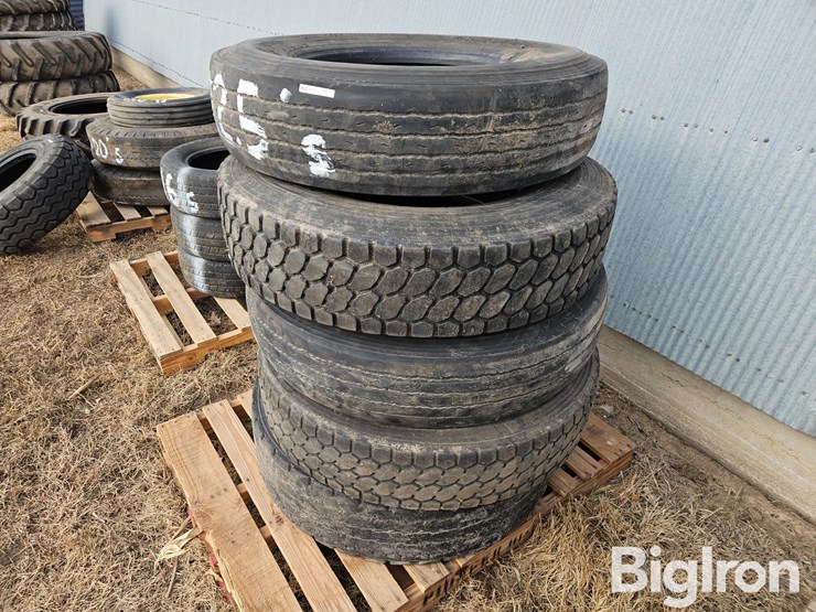 11-22.5-tires-image-4