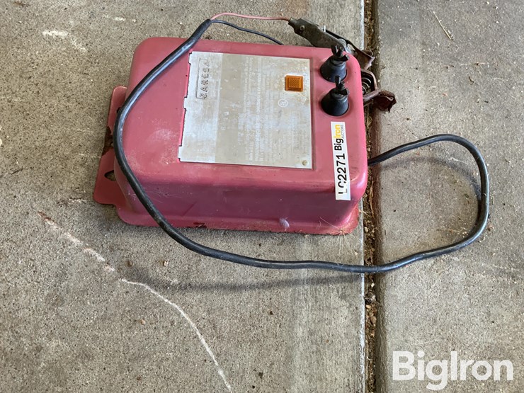 zareba-b10m-electric-fence-controller-image-4