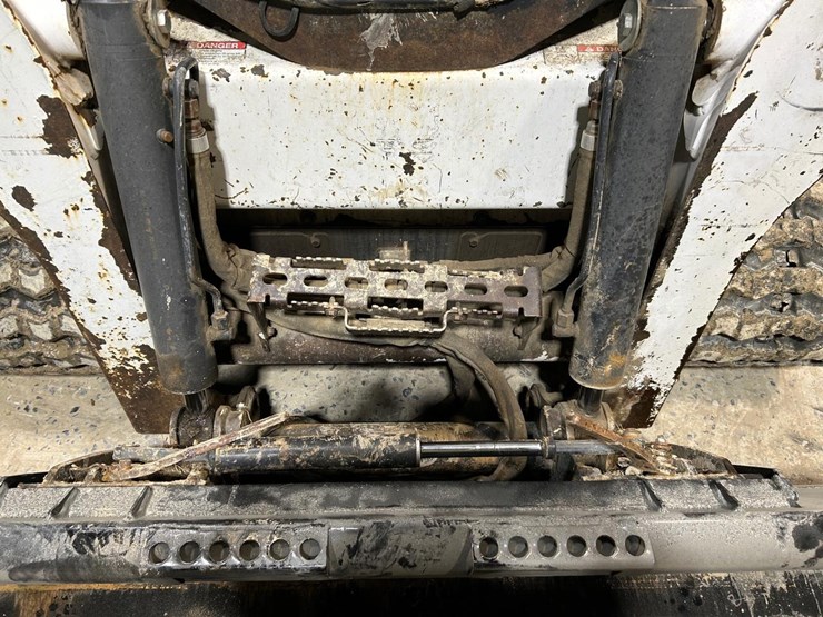 bobcat-t650-image-10