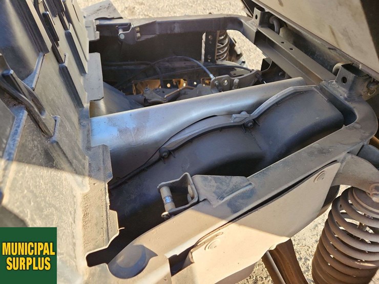 john-deere-gator-image-22