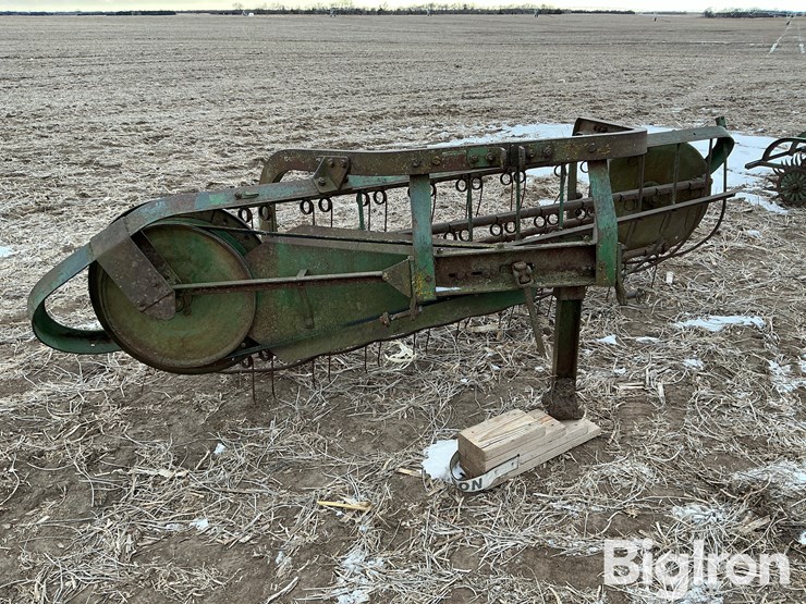 john-deere-350-image-3