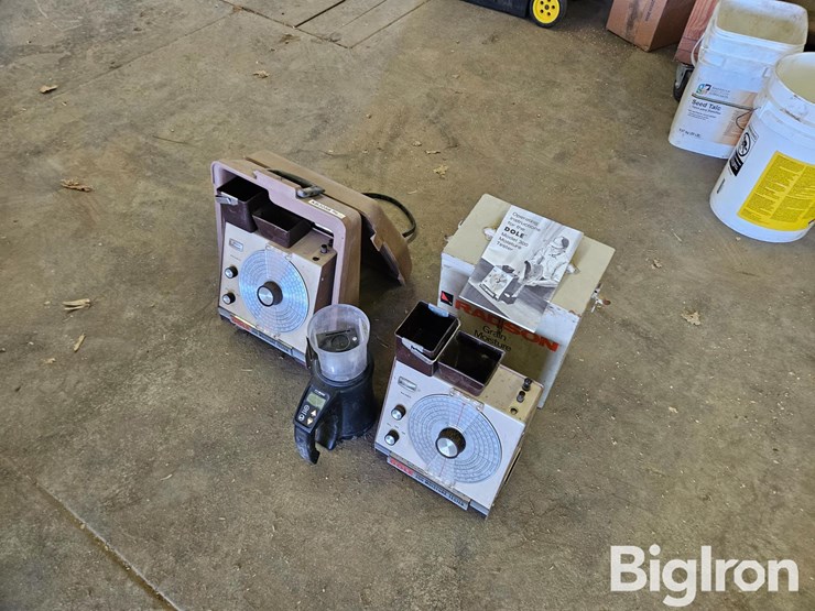 grain-moisture-testers-image-8