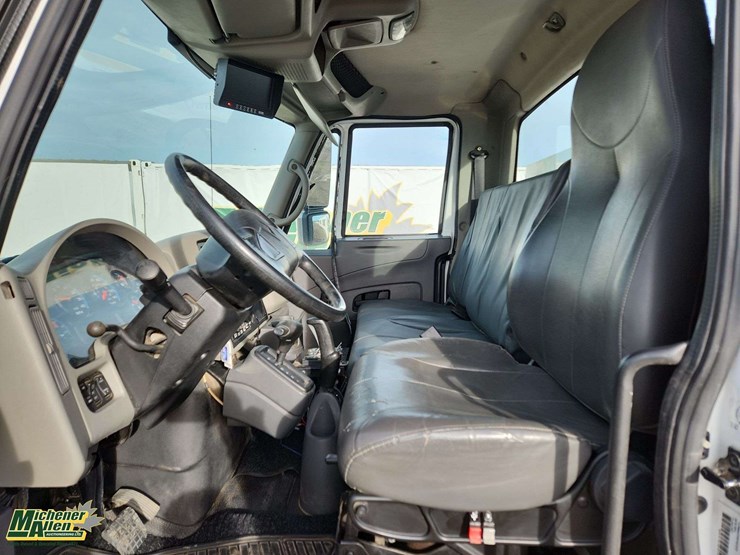 2008-international-durastar-4300-image-17