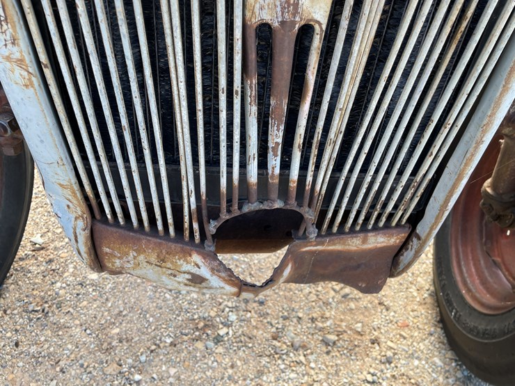 ford-tractor-image-22