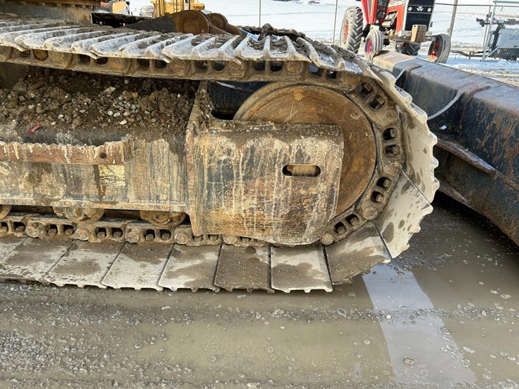 2022-komatsu-pc138us-lc-11-image-17