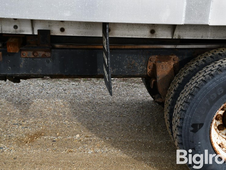 1994-international-4900-image-17