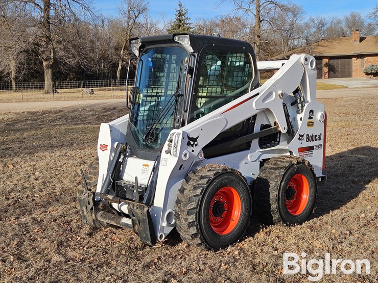 2015-bobcat-s650-image-1