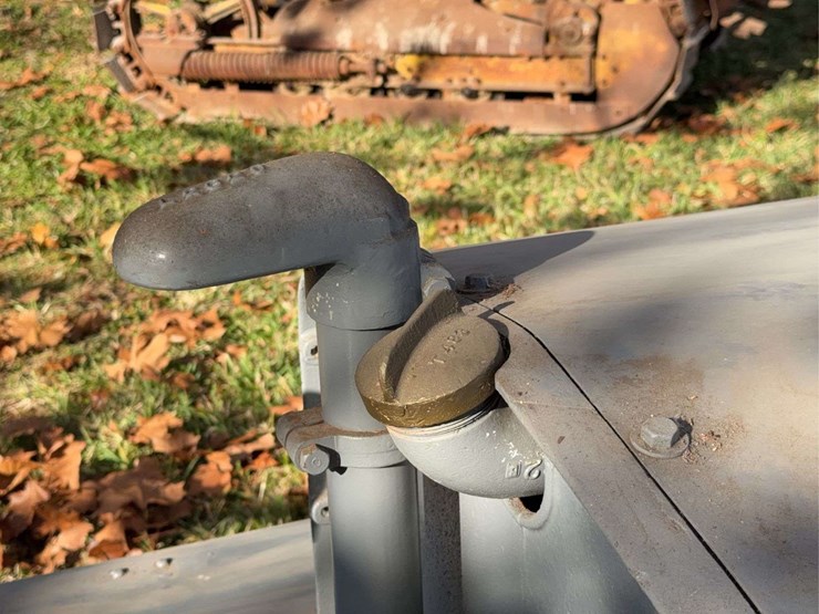 caterpillar-ten-orchard-image-45