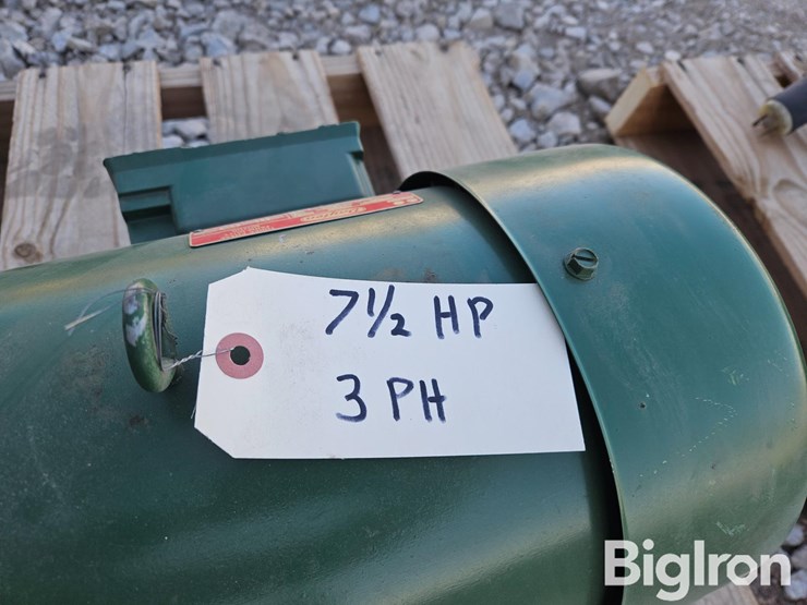 dayton-7.5-hp-electric-motor-image-12