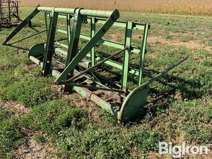 john-deere-158-image-5