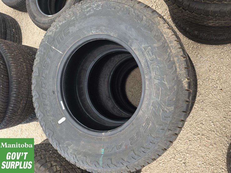 set-of-4-bridgestone-dueler-a/t-265/70/17-image-1