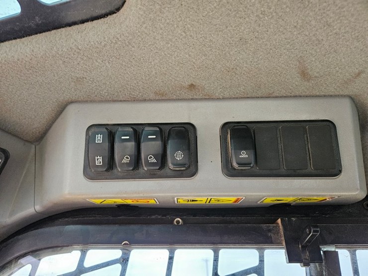 caterpillar-299d3-image-27