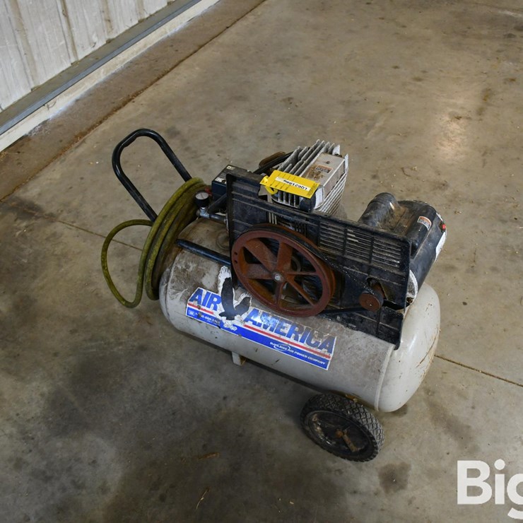 Air America L5020 Portable Air Compressor
