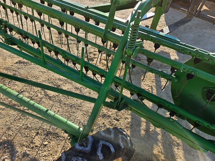 john-deere-672-image-16