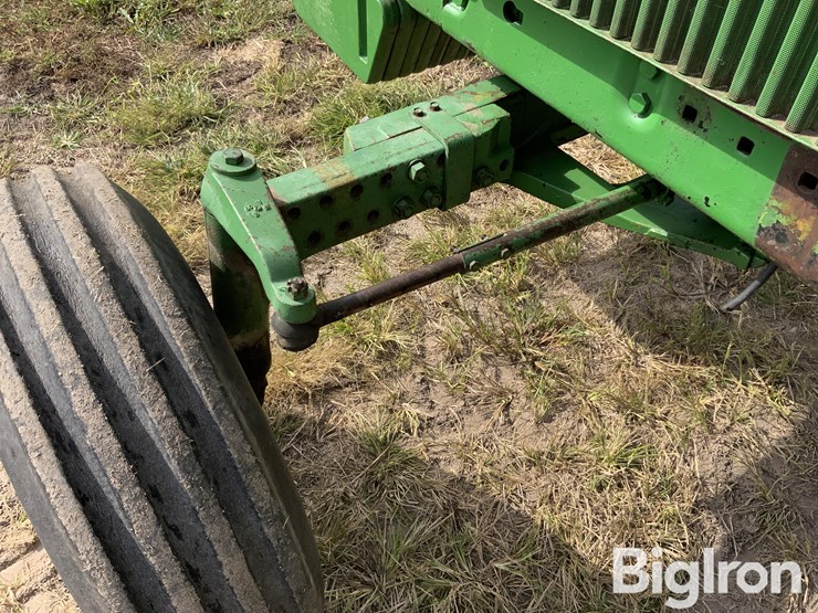 1980-john-deere-4440-image-14