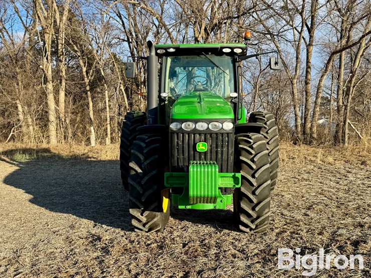 2010-john-deere-8225r-image-2