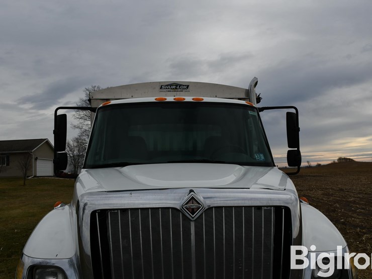 2006-international-7400-image-10