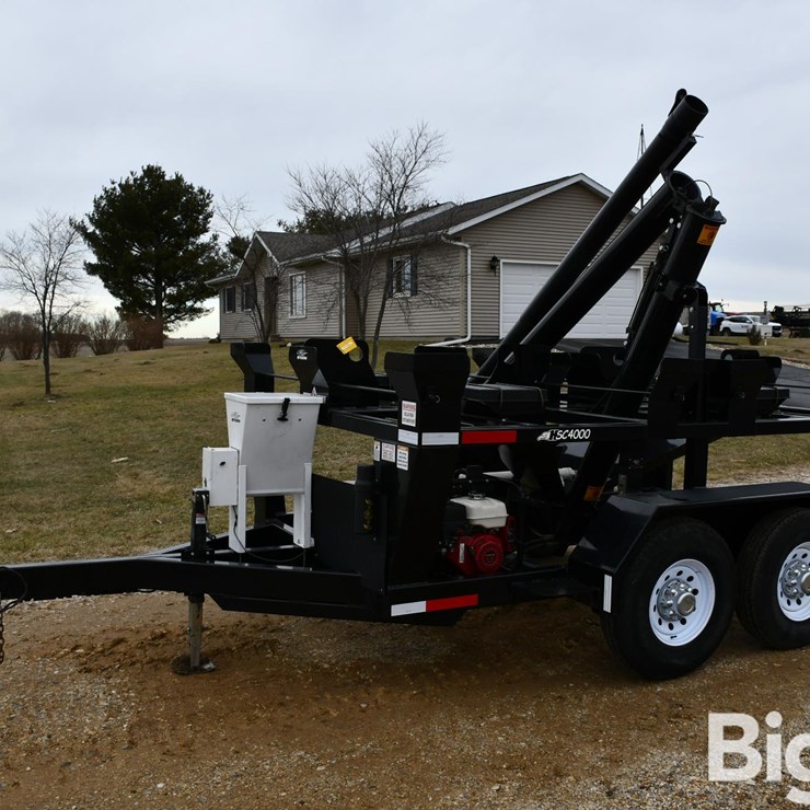 Hitch Doc HSC4000 T/A 4-Box Seed Tender