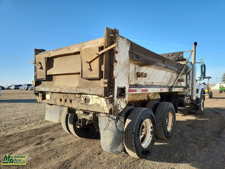 2009-international-workstar-7500-image-4