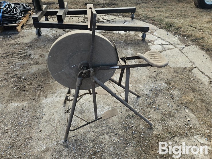 antique-grinding-stone-pedal-wheel-w/seat-image-1