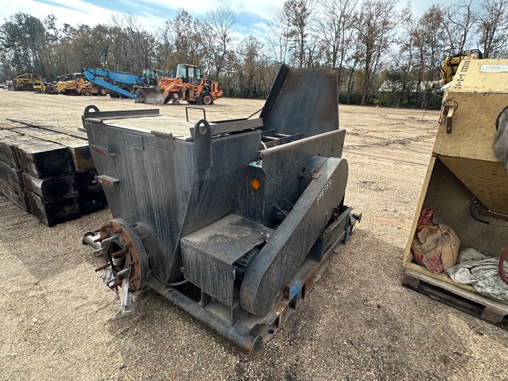 #3546-•-shaker-screen-image-4