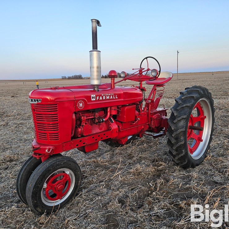 1940 Farmall H 2WD Tractor