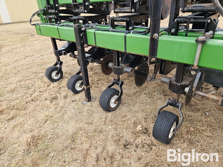 b&h-16r30-cultivator-image-11