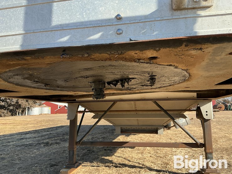 2015-stoughton-ahv-421t-ar-a-image-15