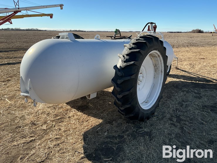 s/a-1,000-gallon-fuel-trailer-image-5