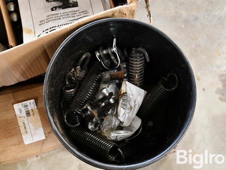 pallet-of-farm-support-image-14